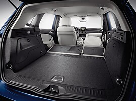 Mercedes-Benz B-Класс 1.6 MT 180: Багажник со сложенными задними сиденьями