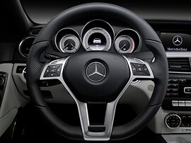 Mercedes-Benz C-Класс универсал (S204 рестайлинг, 2011 - 2014 г.в.): Крупный план руля