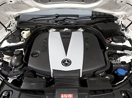 Mercedes-Benz CLS-Класс 2.1 CDI AT 250: Моторный отсек