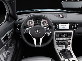 Mercedes-Benz SLK-Класс 1.8 AT 250: Салон, руль и приборы