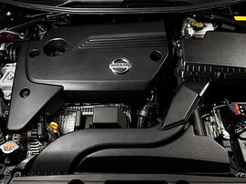Nissan Teana (L33, 2014 - 2016 г.в.): Двигатель под пластиковым защитным кожухом