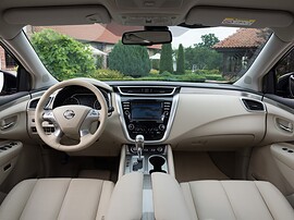 Nissan Murano (III поколение, 2016 - 2022 г.в.): Светлый салон, общий вид с панорамной крышей