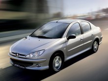 Peugeot 206: вид спереди в движении