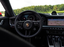 Porsche 911 Carrera купе 4.0 AT GT3 (510 л.с.): Руль и экран навигации