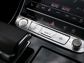 Audi A8 4.0 TFSI quattro AT Базовая (60 TFSI L)