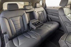 KGM Rexton: задний ряд сидений
