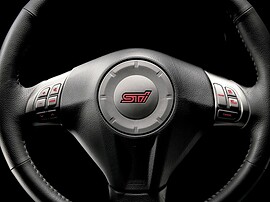 Subaru WRX STI хэтчбек 5-дв. 2.5 AT AE: Крупный план руля