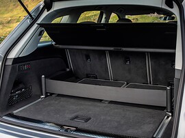 Audi Q7 (II поколение рестайлинг, 2019 - 2022 г.в.): Багажное отделение с органайзером