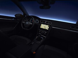Volkswagen Golf хэтчбек 5-дв. 1.4 AT R-Line: салон ночью