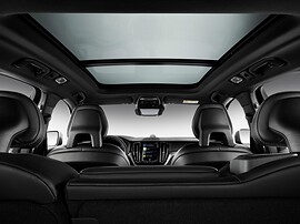 Volvo XC60 (II поколение, 2017 - 2021 г.в.): Панорамная крыша