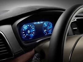 Volvo XC90 2.0d AT R-Design (5 мест): Приборная панель