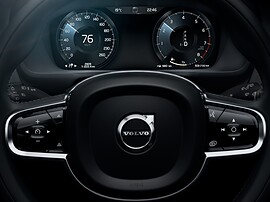 Volvo XC90 (II поколение рестайлинг, 2019 - 2022 г.в.): Приборная панель