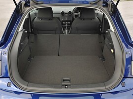 Audi A1 хэтчбек 3-дв. 1.4 TFSI AT Attraction: Багажник
