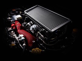 Subaru WRX STI 2.5 MT Premium Sport: Моторный отсек