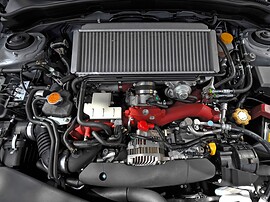 Subaru WRX STI седан (III поколение, 2010 - 2014 г.в.): Моторный отсек