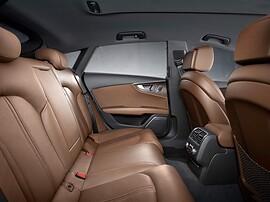 Audi A7 лифтбек (I поколение, 2010 - 2014 г.в.): Задние сиденья