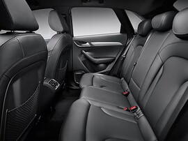 Audi Q3 (I поколение, 2011 - 2014 г.в.): Задний диван с тремя подголовниками