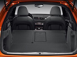 Audi Q3 (I поколение, 2011 - 2014 г.в.): Багажник со сложенными спинками заднего ряда