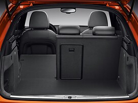 Audi Q3 (I поколение, 2011 - 2014 г.в.): Багажник со сложенной частью спинки заднего ряда
