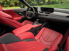 Lexus ES 3.5 AT F Sport: Передние сиденья, красная кожа