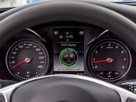 Mercedes-Benz C-класс купе 2.0 4MATIC AT C 200: Щиток приборов