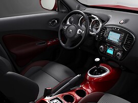 Nissan Juke (YF15, 2011 - 2014 г.в.): Салон, панель и красная консоль