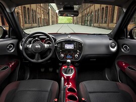 Nissan Juke (YF15, 2011 - 2014 г.в.): Вид через руль на щиток приборов