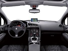 Peugeot 3008 1.6 THP MT Active: Салон, вид с заднего ряда