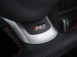 Audi RS3 хэтчбек 5-дв. 2.5 TFSI quattro AT: Руль, нижняя спица