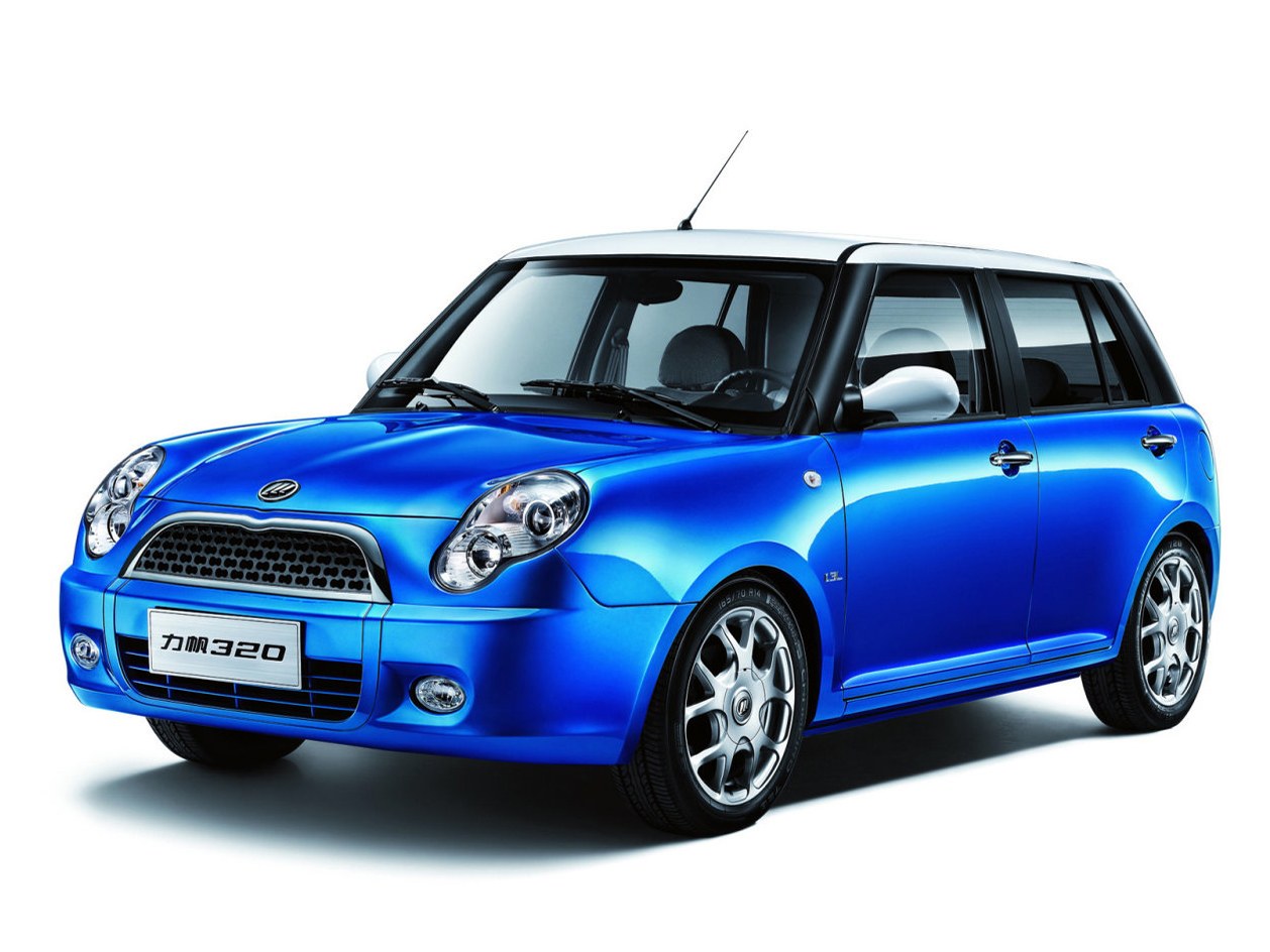 Lifan Smily (I поколение, 2008 - 2014 г.в.): Три четверти спереди в студии, синий кузов