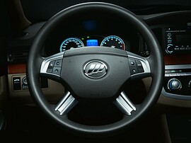 Lifan Solano 1.6 MT Luxury: Руль и щиток приборов