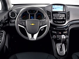 Chevrolet Orlando 1.8 AT LT+: салон, руль