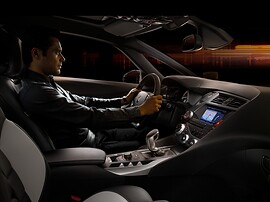 Citroen DS5 (I поколение, 2011 - 2015 г.в.): салон