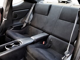 Toyota GT 86 купе (I поколение, 2012 - 2016 г.в.): задние сиденья