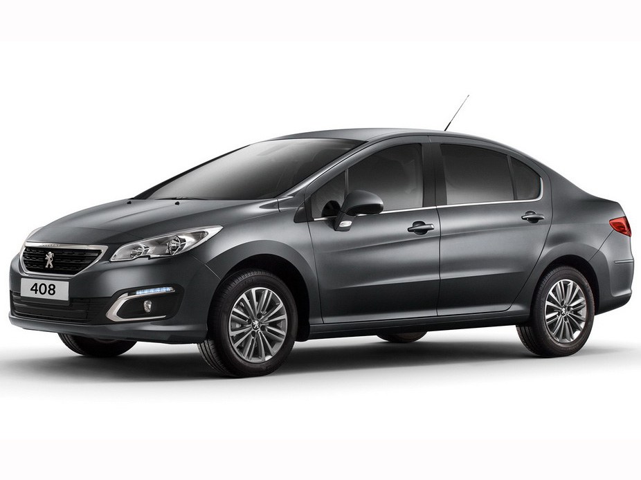 Peugeot 408 (I поколение рестайлинг, 2017 - 2022 г.в.): вид спереди сбоку