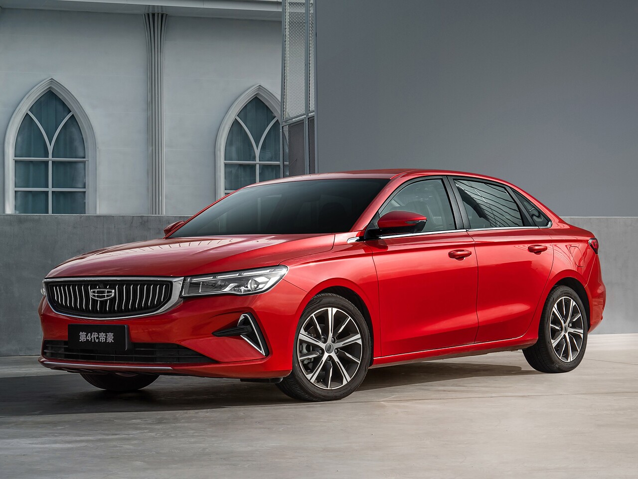 Geely Emgrand седан (II поколение, 2021 - 2025 г.в.): вид спереди сбоку