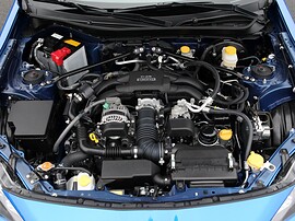 Subaru BRZ 2.0 AT: подкапотное пространство