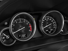 Mazda CX-9 (I поколение рестайлинг, 2012 - 2015 г.в.): приборная панель