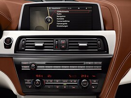 BMW 6 серия Гран Купе 4.4 xDrive AT 650i: центральная консоль