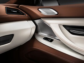 BMW 6 серия Гран Купе 4.4 xDrive AT 650i: дверная панель