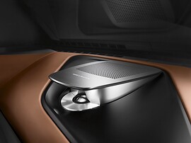 BMW 6 серия Гран Купе 4.4 xDrive AT 650i: динамик салона