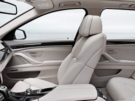 BMW 5-я серия универсал 2.0 AT 528i xDrive: переднее сиденье