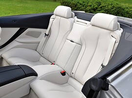 BMW 6-я серия кабриолет (F13, 2010 - 2015 г.в.): салон, задний ряд