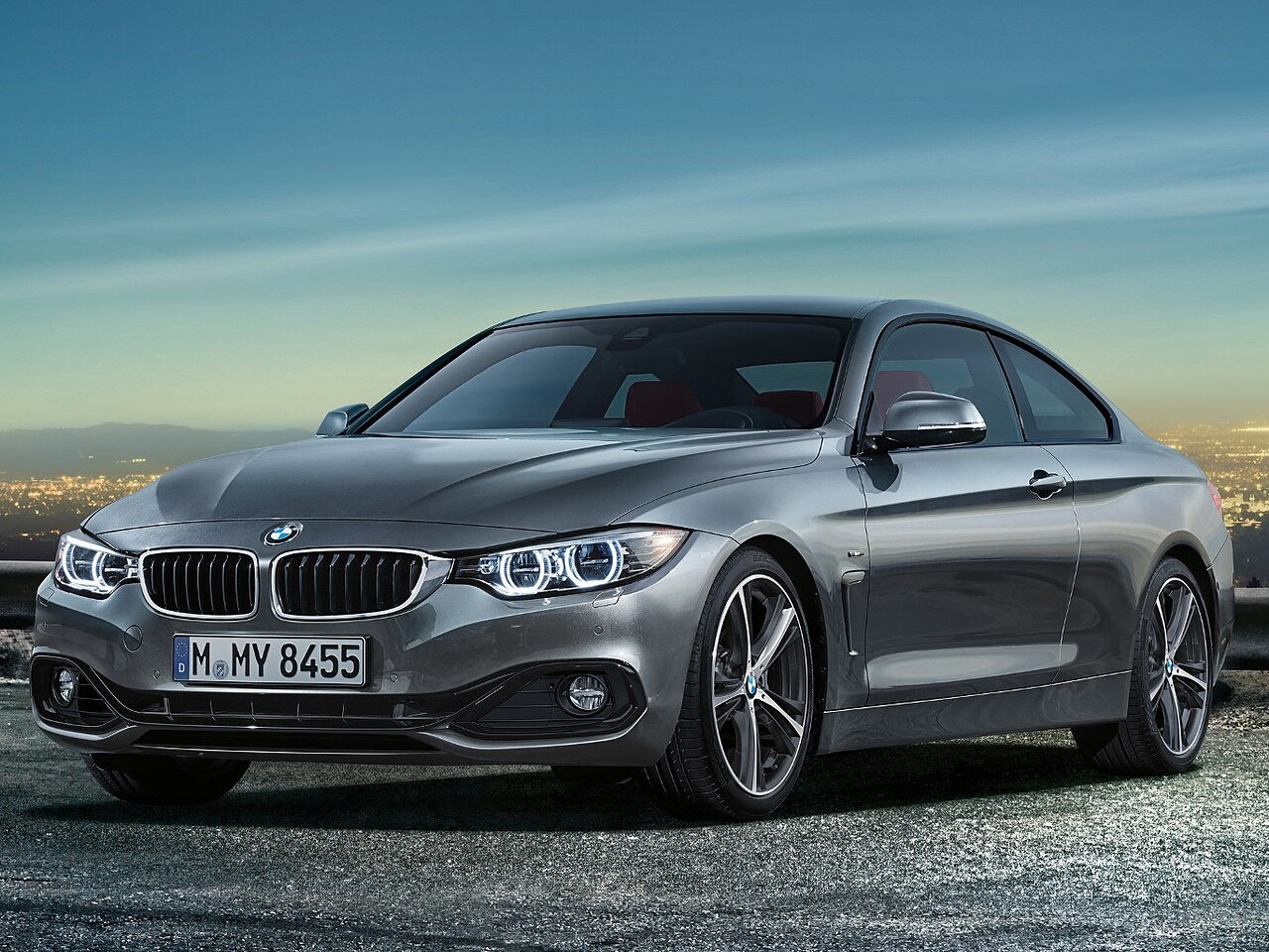 BMW 4 серия купе (F32, 2013 - 2017 г.в.): вид спереди сбоку