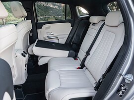 Mercedes-Benz GLA-Класс 1.3 AT Sport (GLA 200): салон