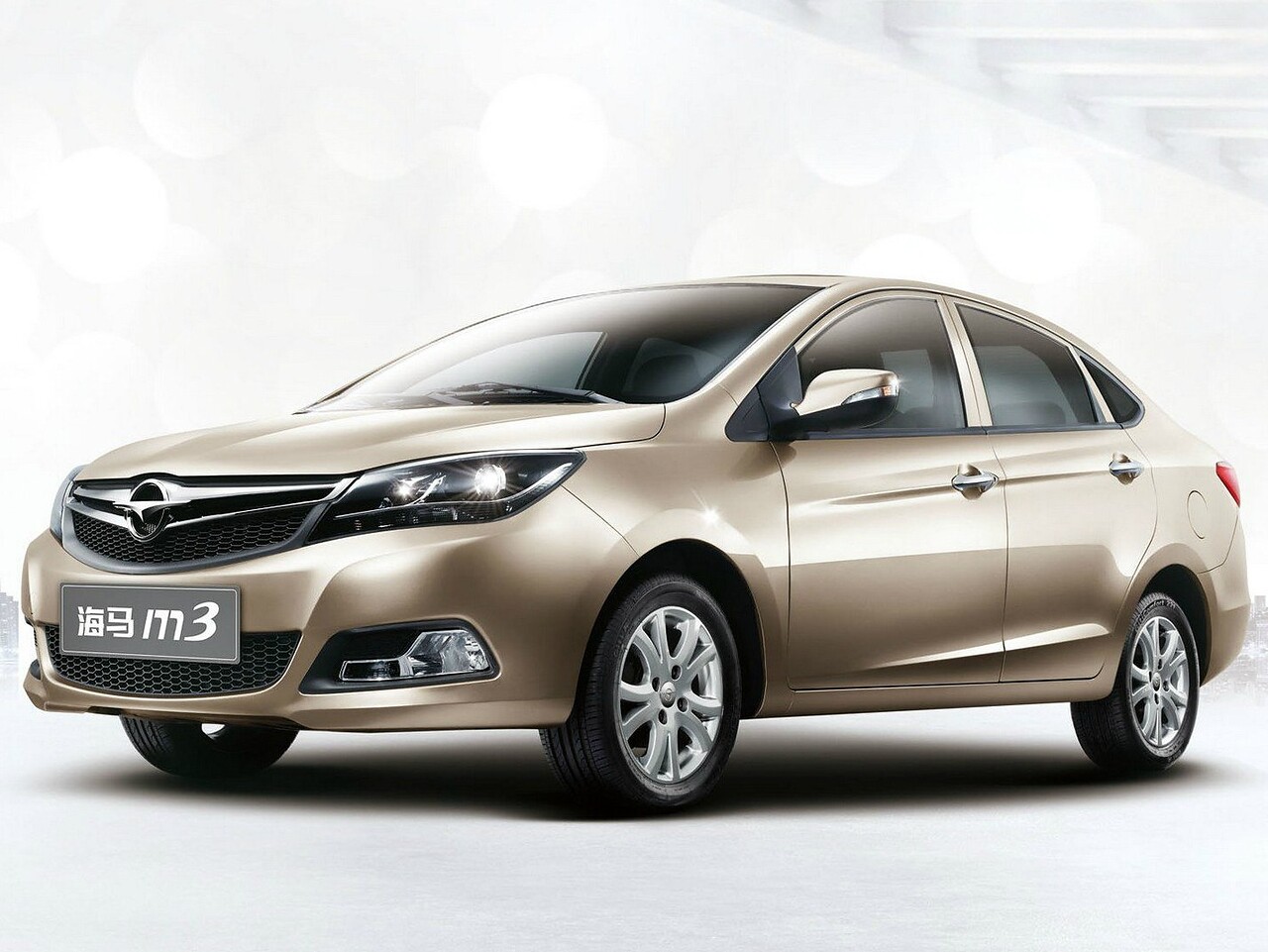 Haima M3 седан (I поколение, 2013 - 2016 г.в.): вид спереди сбоку