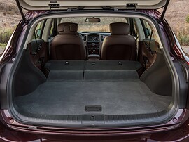 Infiniti QX50 (I поколение рестайлинг, 2016 - 2018 г.в.): багажник со сложенными сиденьями
