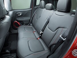 Jeep Renegade (BU, 2015 - 2019 г.в.): задний ряд сидений