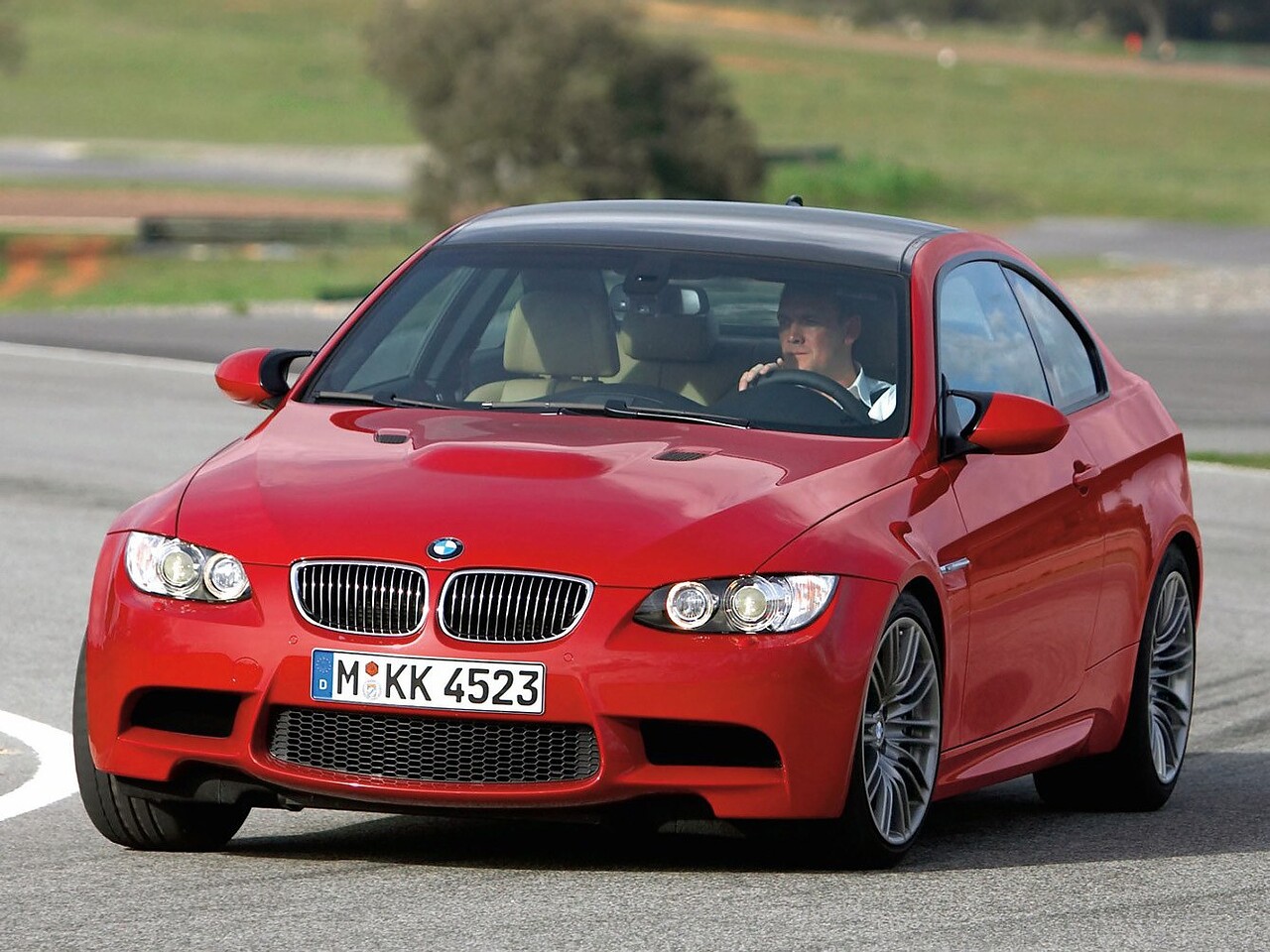 BMW M3 купе (E92, 2007 - 2014 г.в.): Купе на дороге