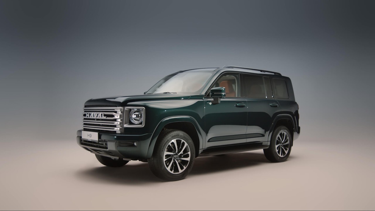 Haval H9: вид спереди сбоку